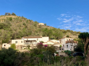 Las Golondrinas, authentic Cortijo in the hills of Almuñécar